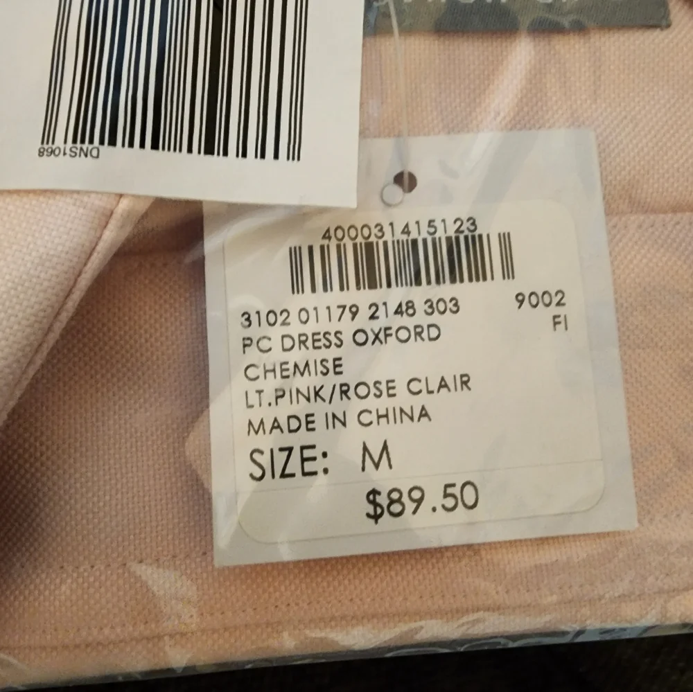 Last chance!-Club Monaco Men’s button down NWT - Picture 3 of 3